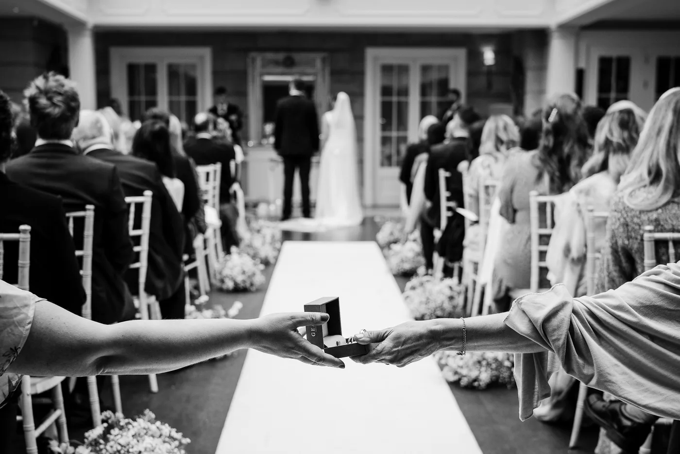 Documentary photo warming of the rings