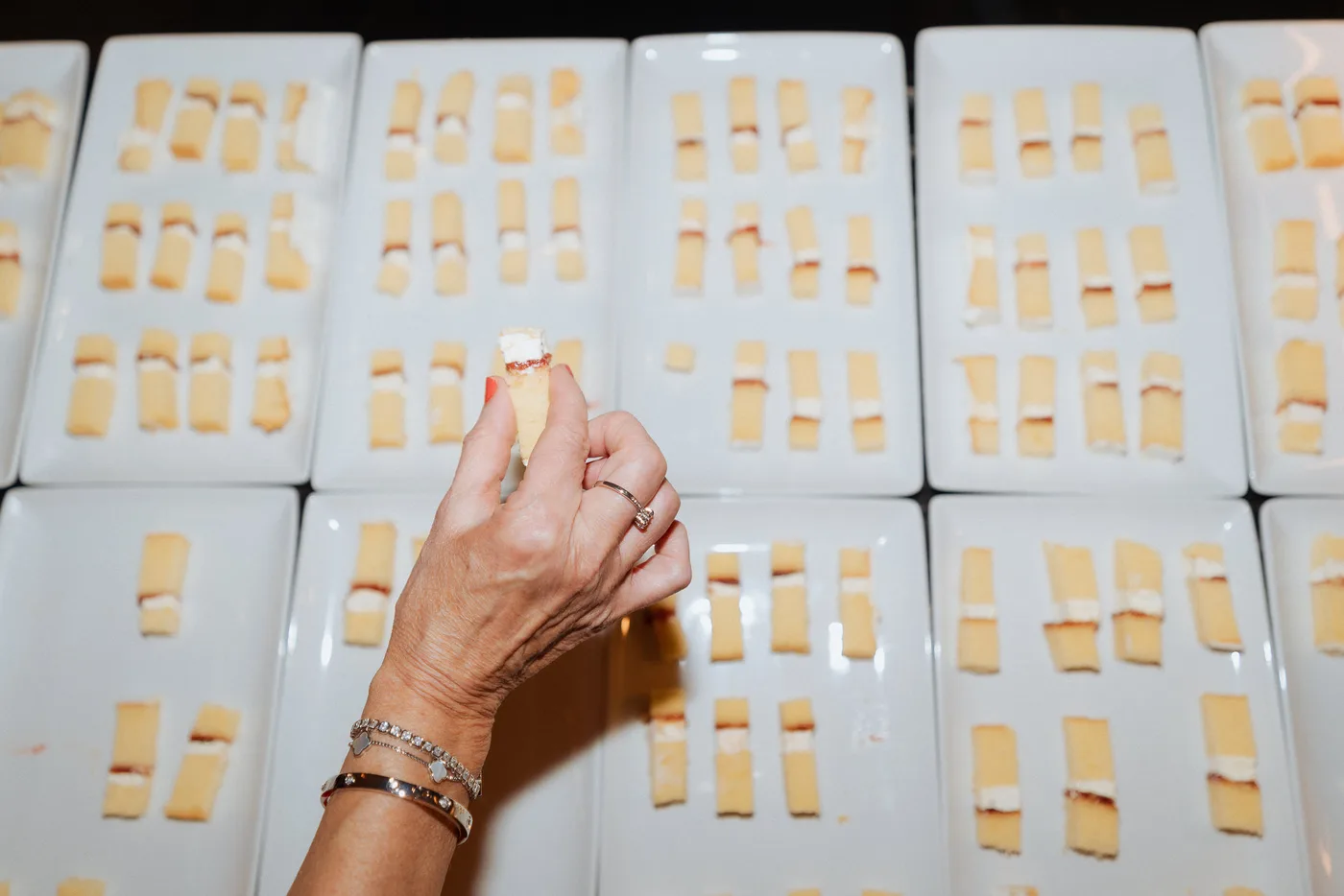 Wedding cake bites