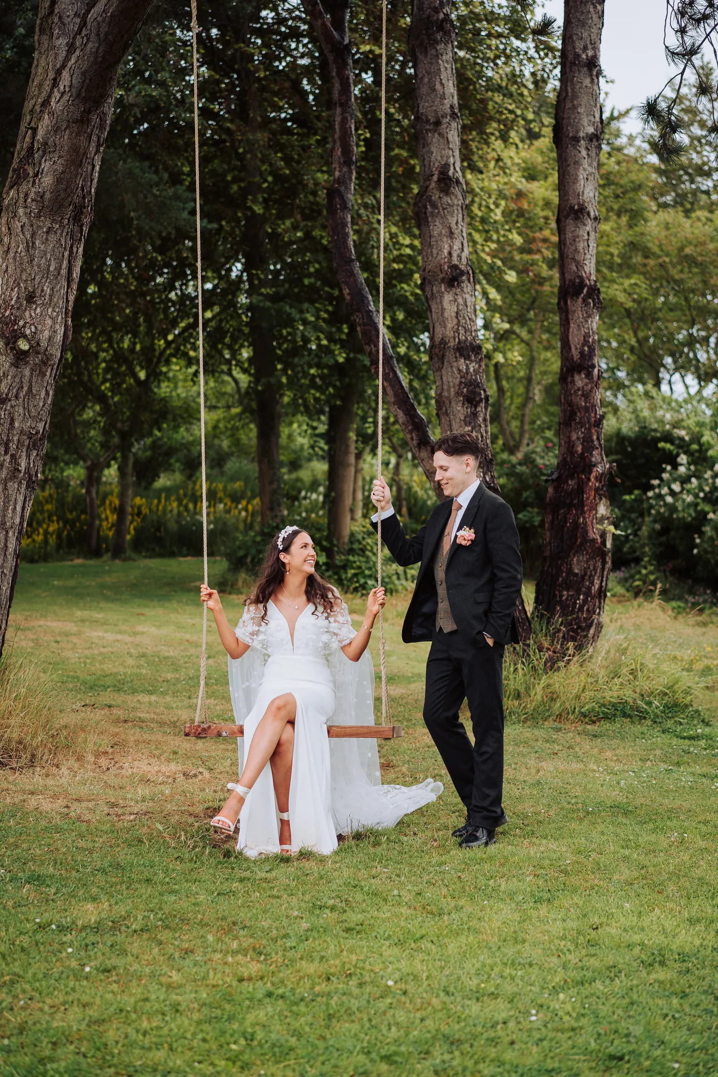 Wedding swing old court